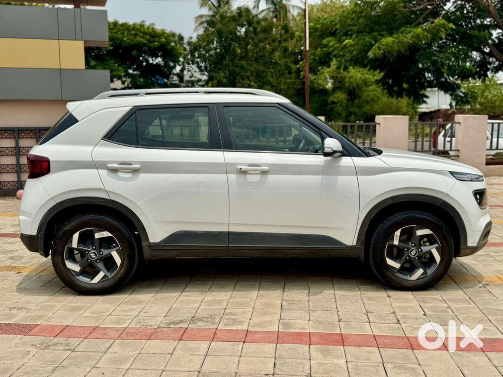 Hyundai Venue Sx Mt, 2021, Petrol
