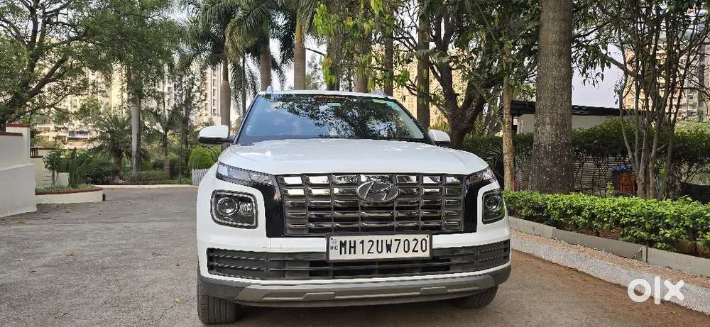 Hyundai Venue 2022 Diesel 37200 Km Driven