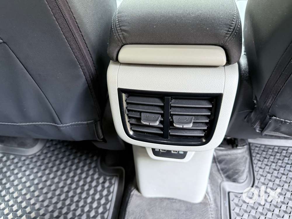 Skoda Kushaq 1.0 Tsi Ambition, 2022, Petrol