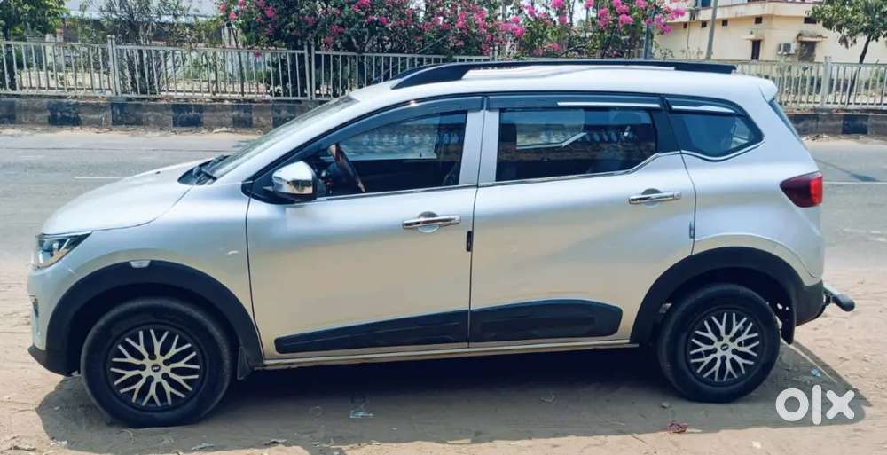Renault Triber 2023 Petrol Well Maintained