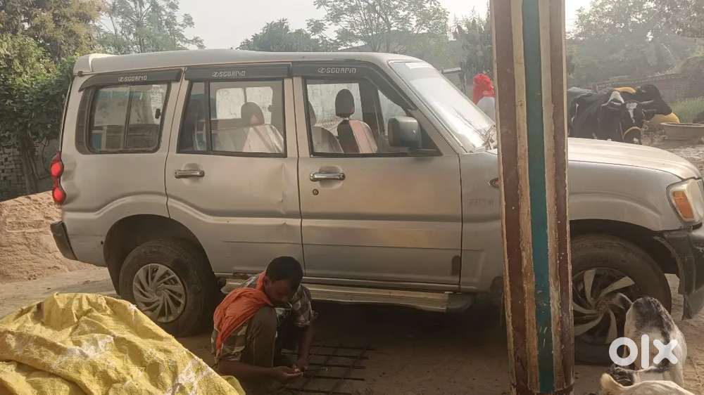 Mahindra Renault Logan 2005 Diesel 200000 Km Driven0