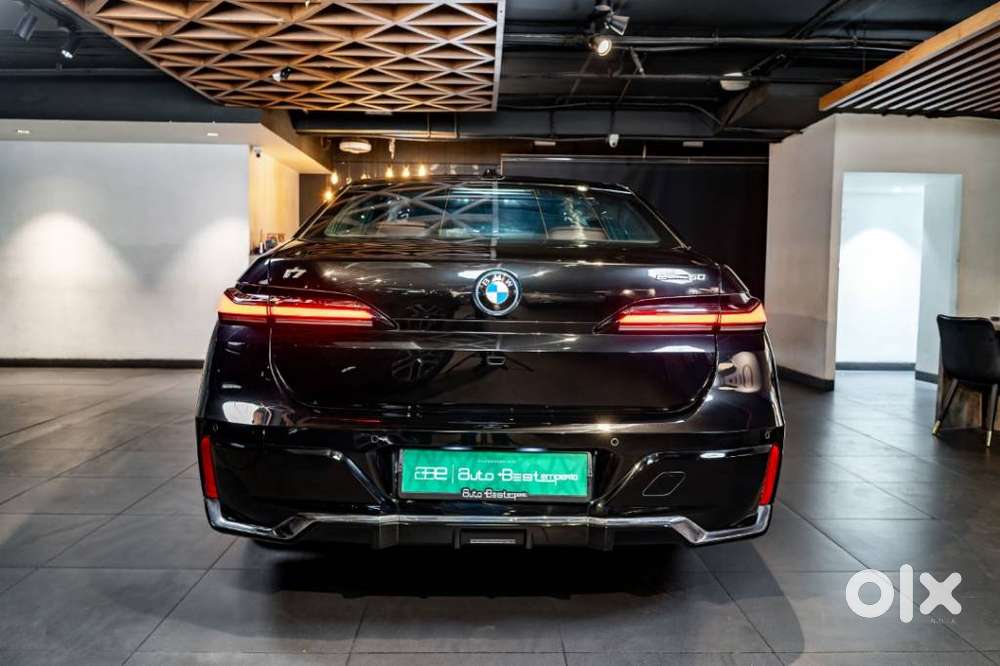 Bmw I7 Xdrive60, 2024, Electric