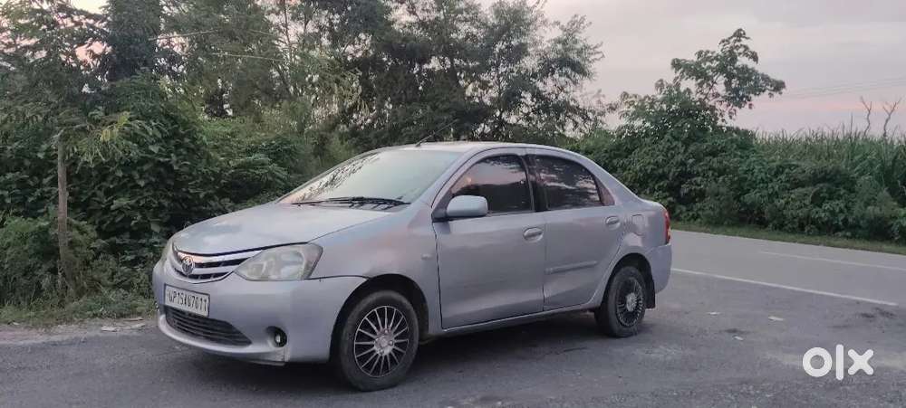 Toyota Etios Cross G 2011
