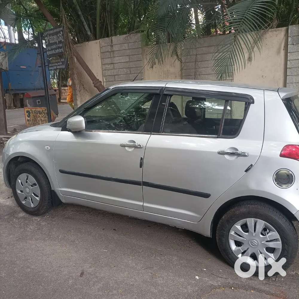 Maruti Suzuki Swift 2010