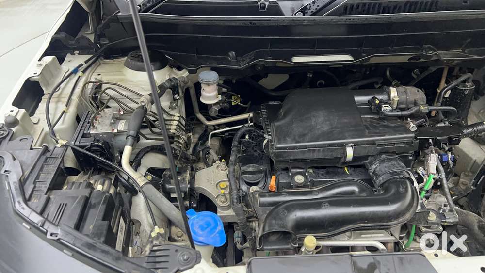 Maruti Suzuki Vitara Brezza 1.5 Zxi At, 2023, Petrol