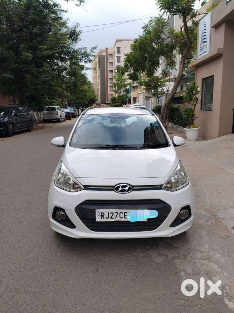 Hyundai Grand I10 Crdi Sportz, 2017, Diesel