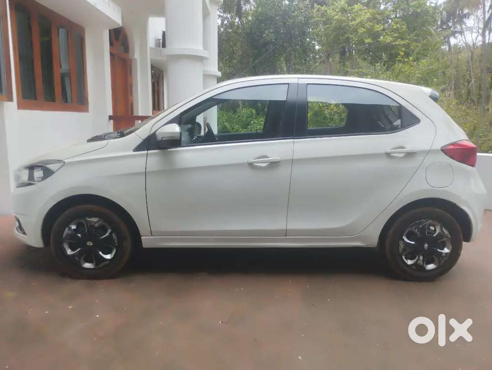 Tata Tiago 2017