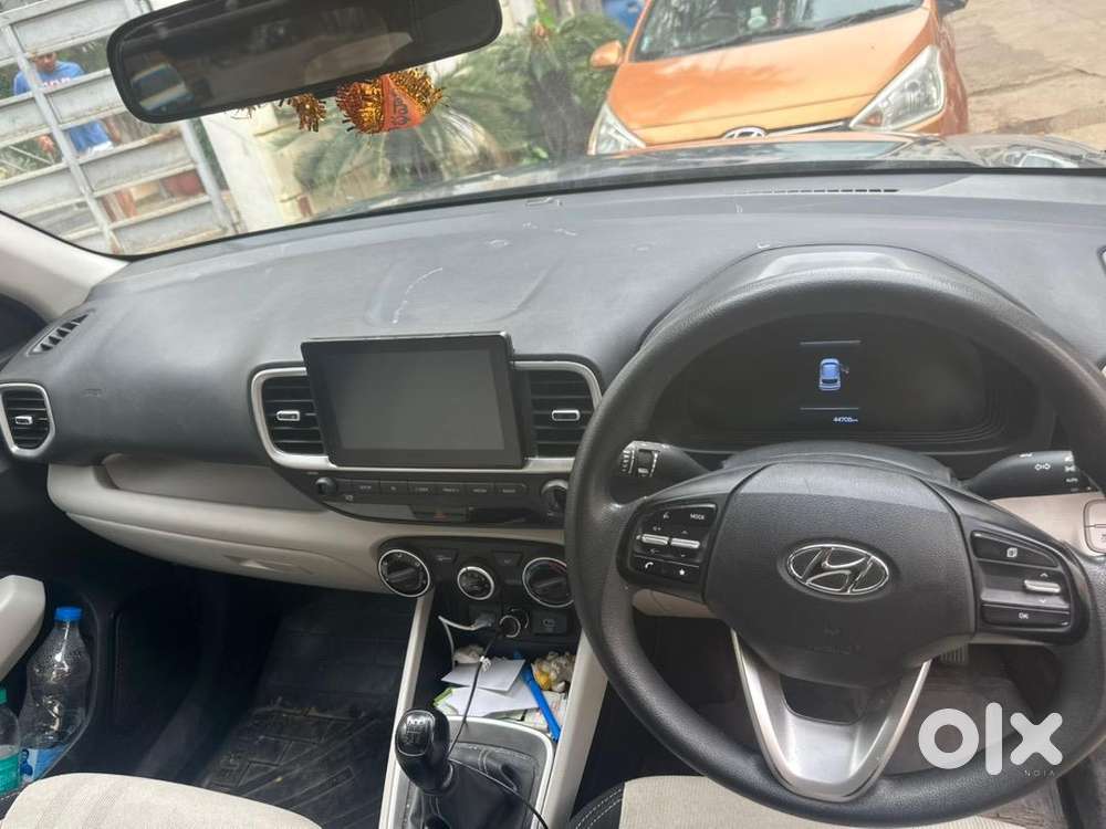 Hyundai Venue 2022 Petrol Excellent Condition
