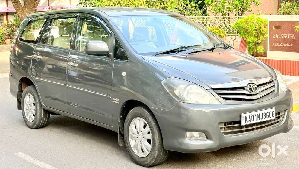 Toyota Innova 2.0 Vx 8 Str, 2011, Diesel