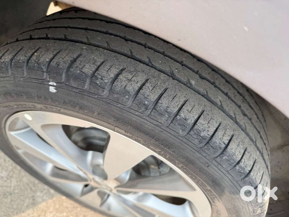 Very Less Driven Premium Hachback Well Maintained Top Model I20