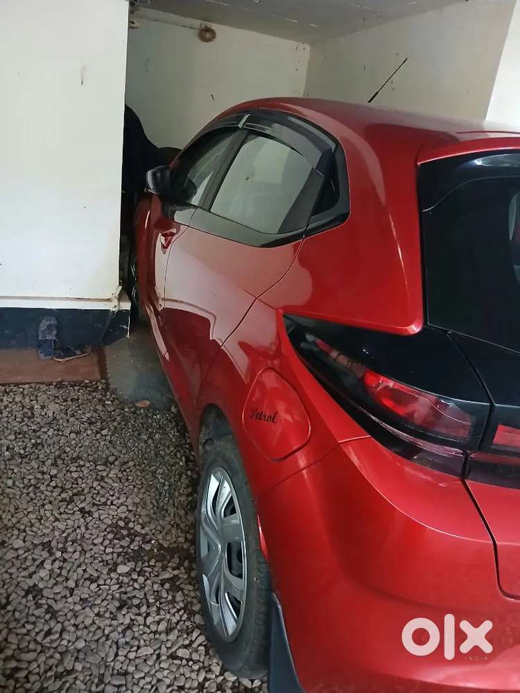 Tata Altroz 1.2 Plus Petrol 2023