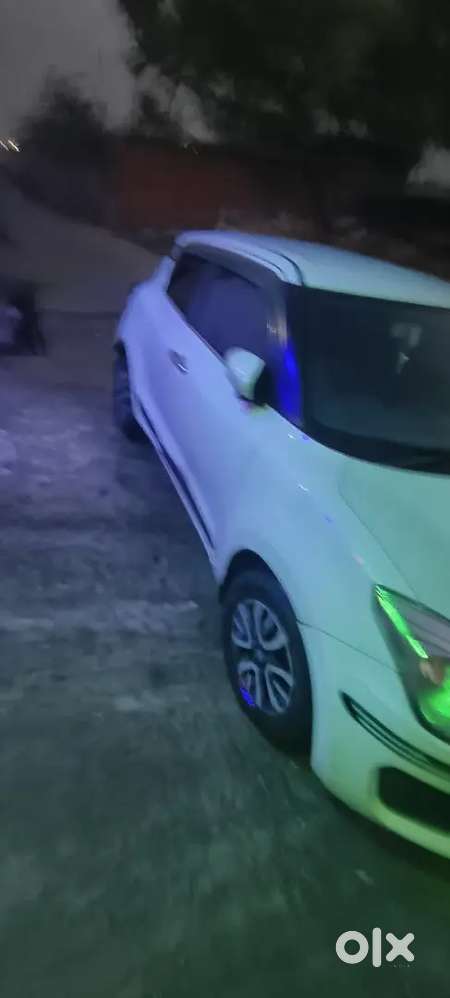 Maruti Suzuki Swift 2021 Petrol 70000 Km Driven