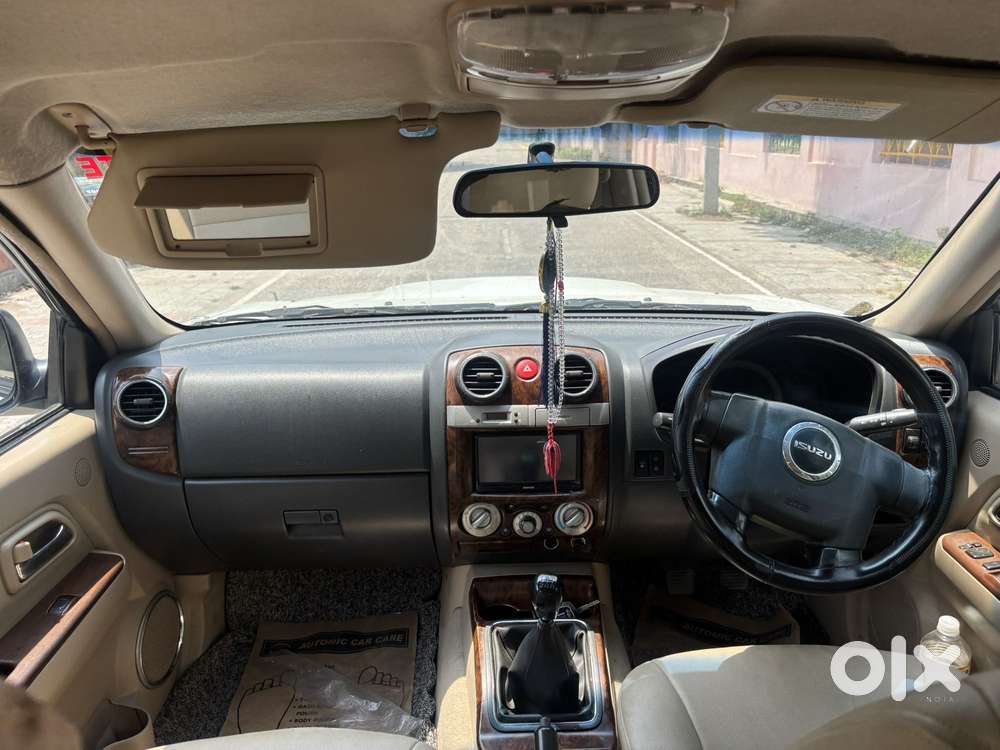 Isuzu Mu 7 4x2, 2016, Diesel