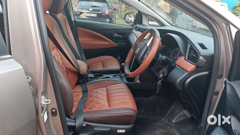 Toyota Innova Crysta 2.7 Gx Limited Edition At 7 Str, 2022, Petrol