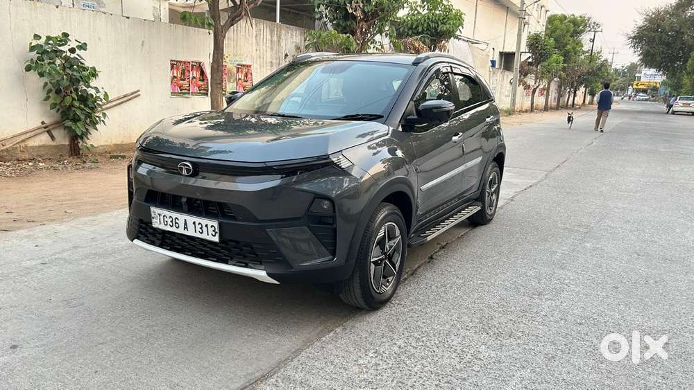 Tata Nexon Creative Plus S 1.2 Revotron Petrol 6 Amt Dt, 2024, Petro..