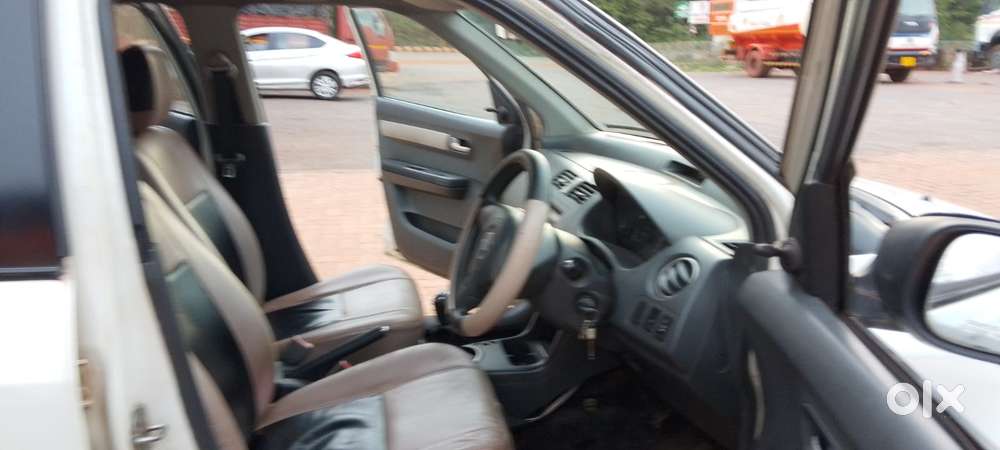 Maruti Suzuki Swift Vxi + Manual, 2011, Petrol