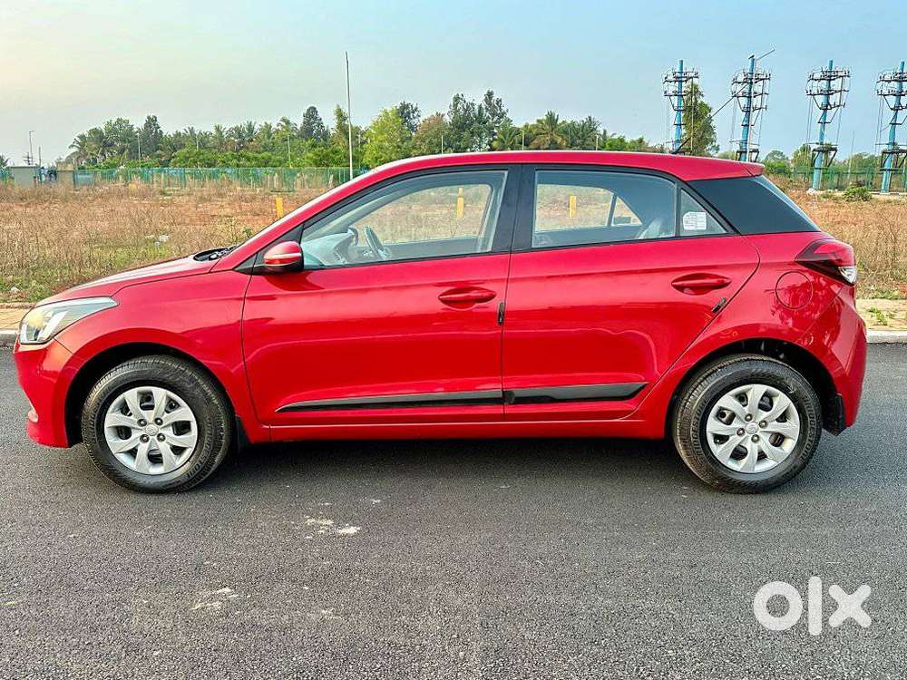 Hyundai I20 Sportz 1.4 Crdi 6 Speed Bs-iv, 2015, Diesel
