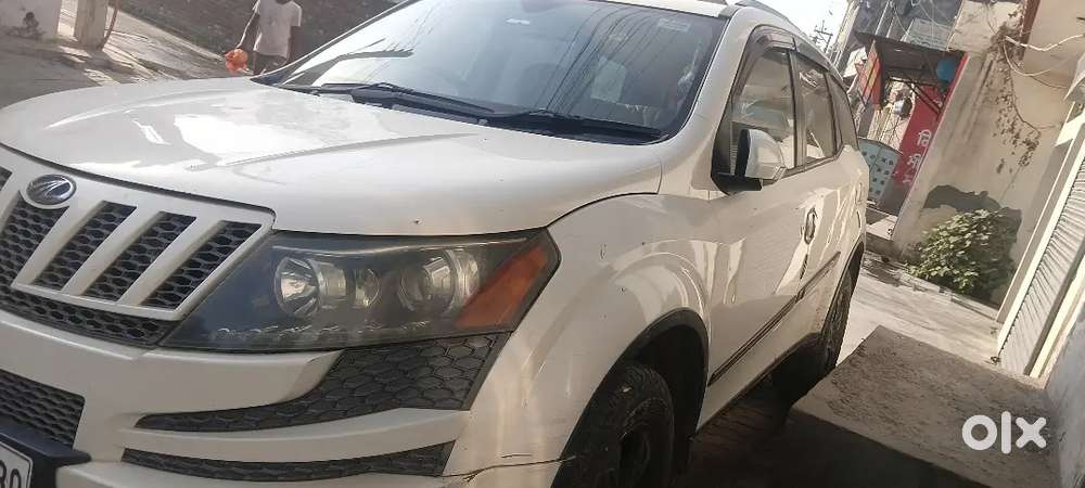 Mahindra Xuv500 2014 Diesel 97000 Km Driven