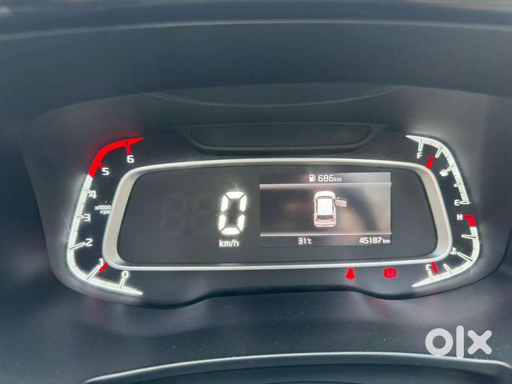 Kia Sonet Top Model 2021 Diesel Well Maintained
