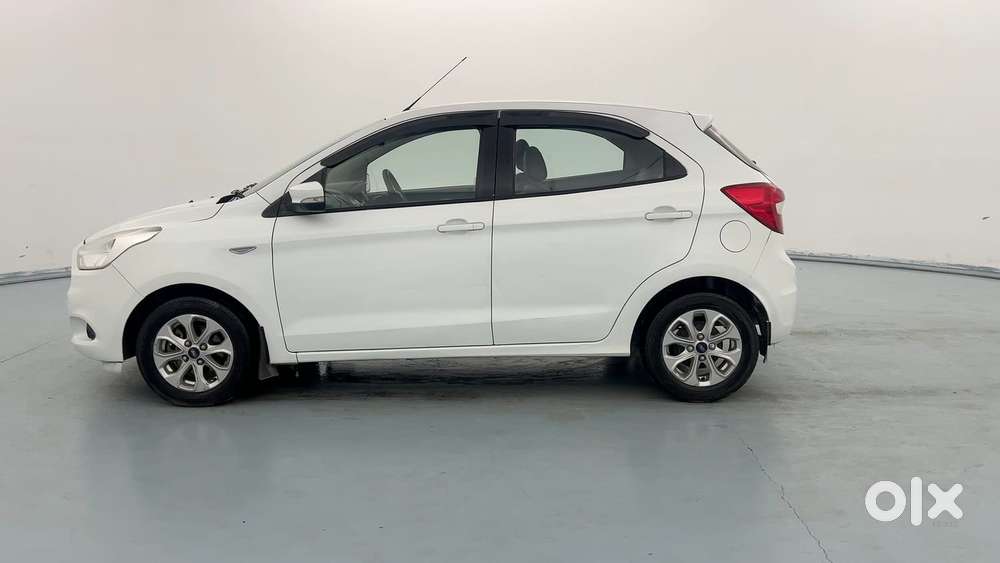Ford Figo 1.5p Titanium At, 2016, Petrol