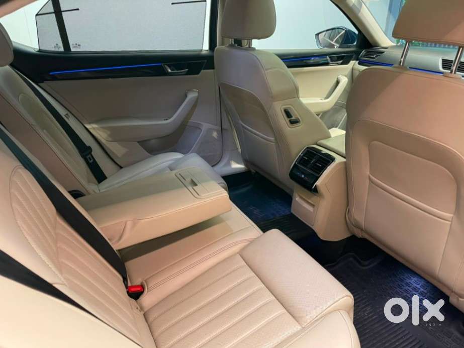 Skoda Superb 2.0 Tsi At L&k, 2022, Petrol