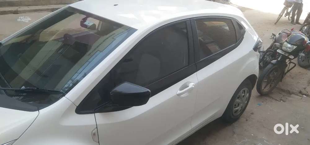 Tata Altroz 2023 Petrol 19000 Km Driven
