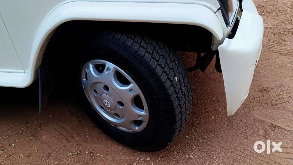 Mahindra Bolero, 2016