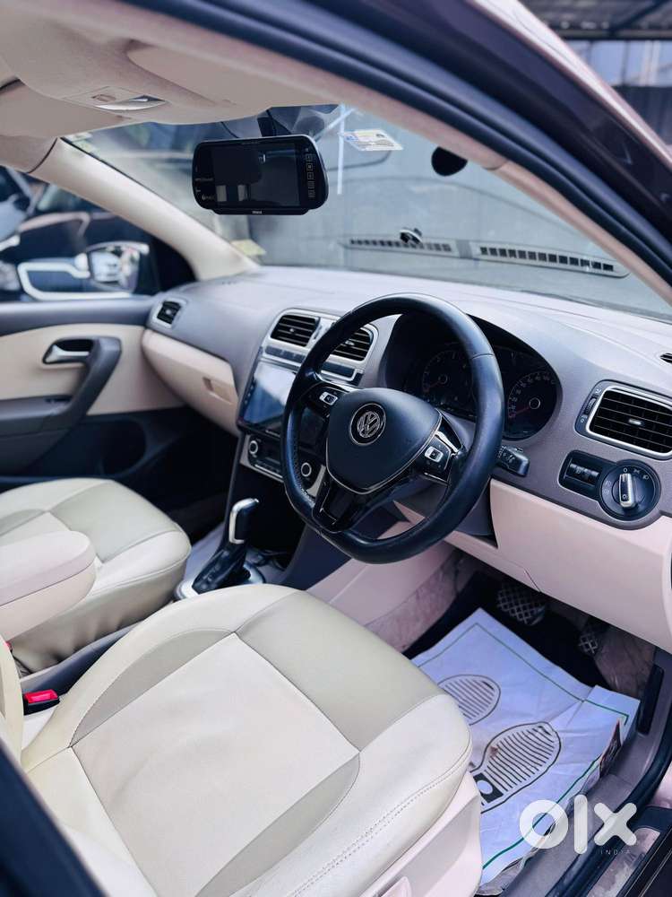 Volkswagen Vento 1.5 Highline Plus At 16 Alloy, 2015, Diesel