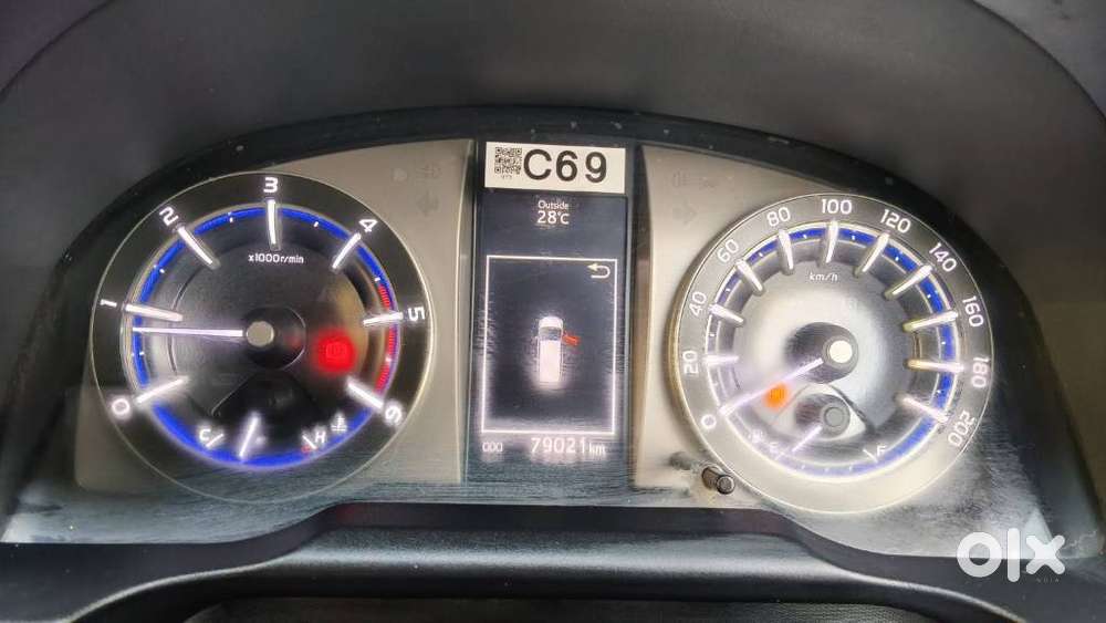 Toyota Innova Crysta 2.4 V 8 Str, 2018, Diesel