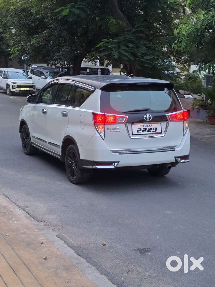 Toyota Innova Crysta 2.4 Leadership Edition, 2020, Diesel