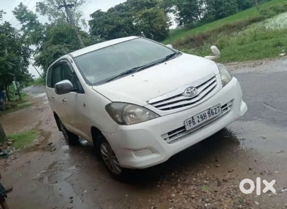 Toyota Innova