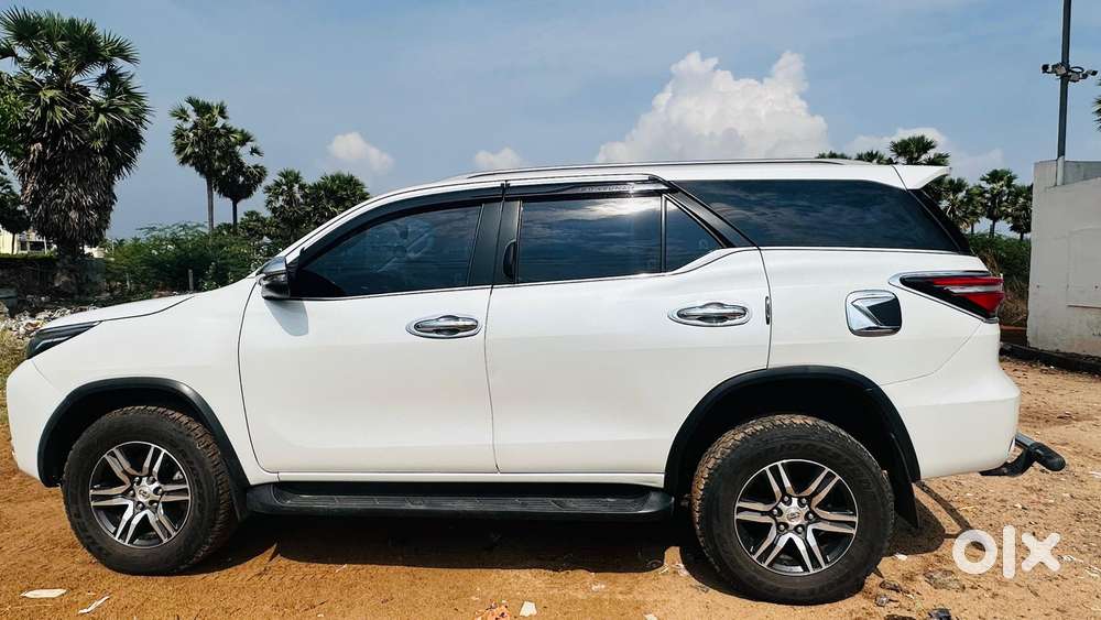 Toyota Fortuner 3.0 4x2 Automatic, 2023