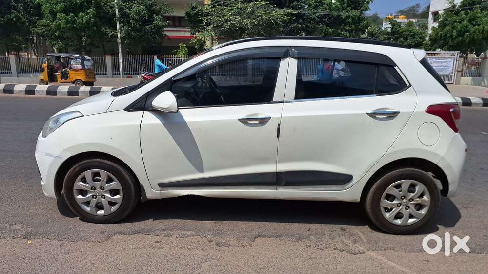 Hyundai I10 Asta Vtvt, 2015, Diesel