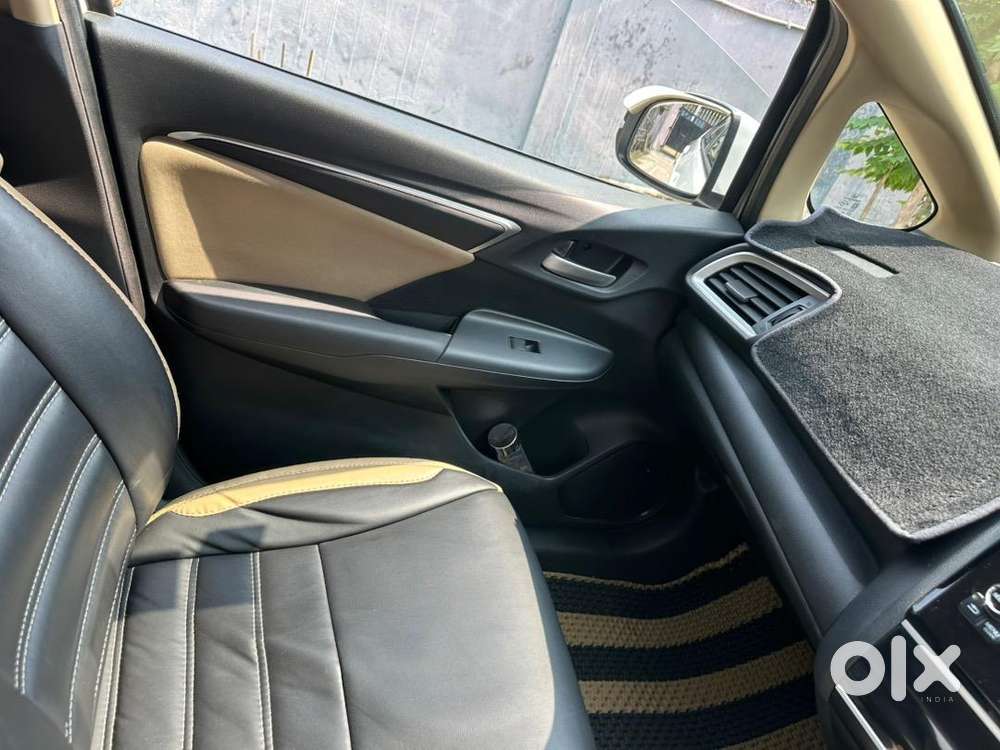 Honda Jazz 2019 Petrol Well Maintained