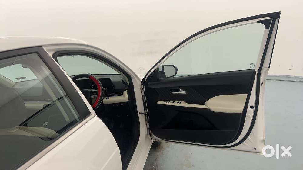 Hyundai Verna 1.5 Sx Petrol Mt, 2024, Petrol