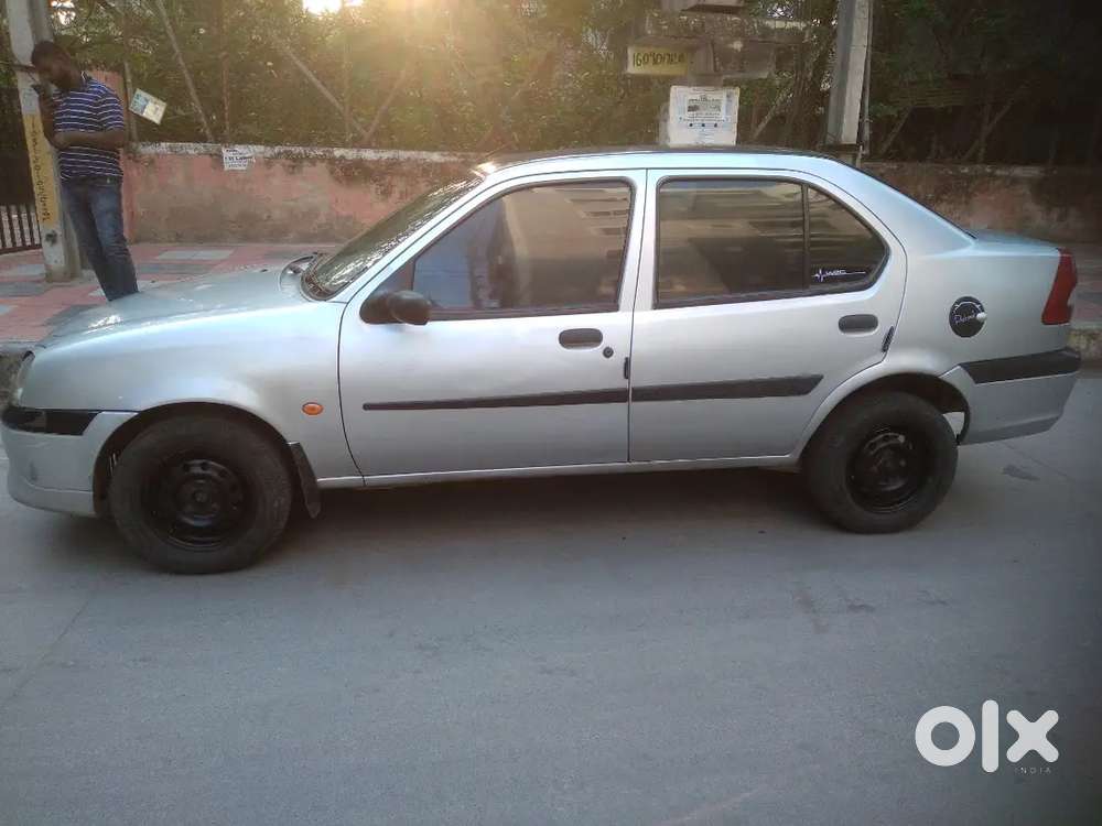 Ford Ikon Rocam 2007 Petrol