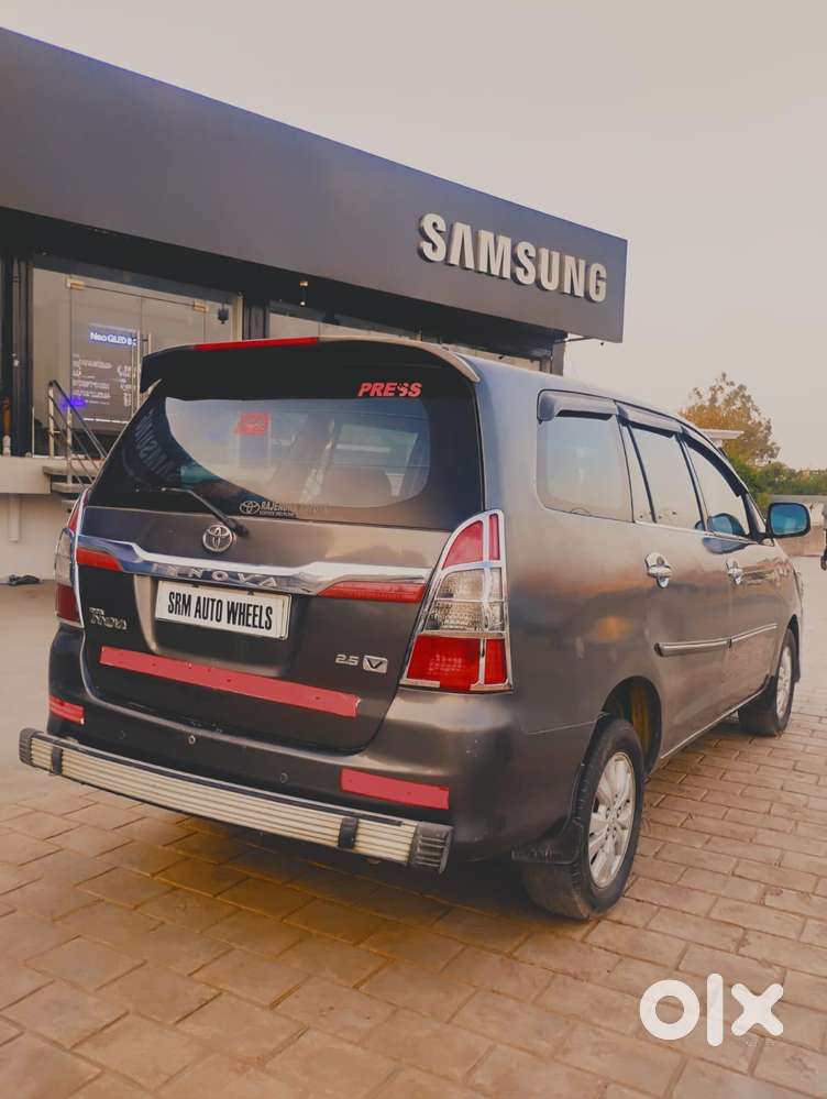 Toyota Innova 2.5 V 7 Str, 2010, Diesel