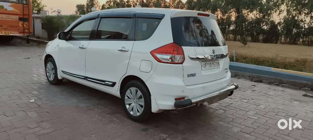 Ertiga Vdi Shvs Smart Hybrid 
Fast Owner 2016 
New Insurance Zero Dep