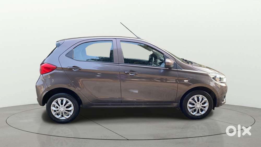 Tata Tiago 1.2 Revotron Xt, 2017, Petrol