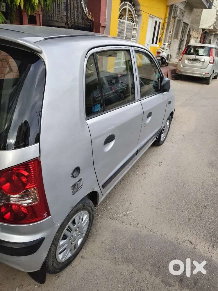 Hyundai Santro Xl Cng 2011 - Reliable Model