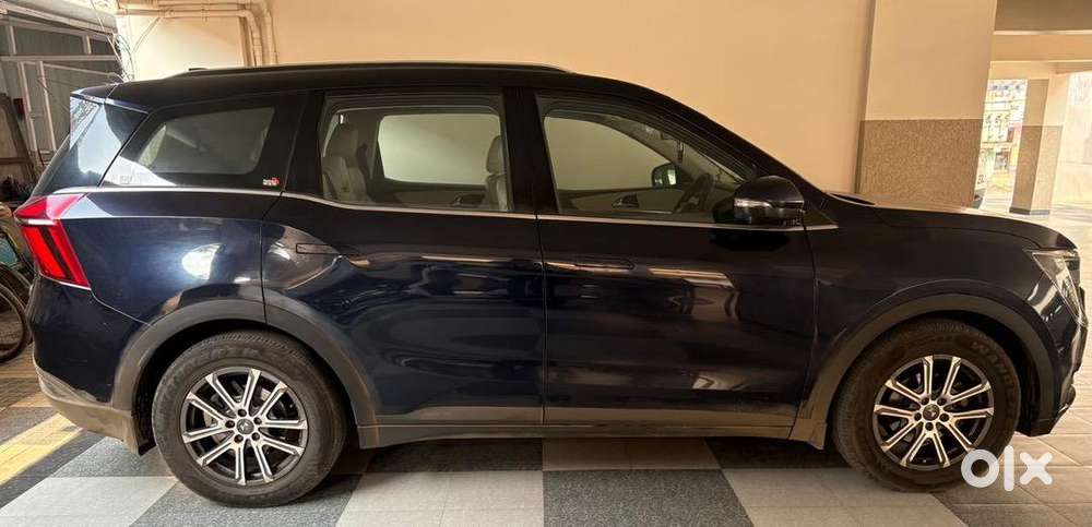 Mahindra Xuv700 2022 Diesel Well Maintained