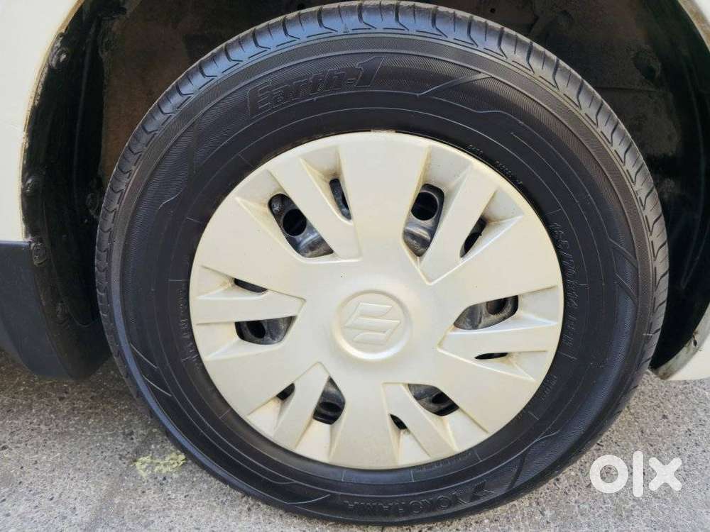 Maruti Suzuki Swift Vxi + Manual, 2012, Petrol