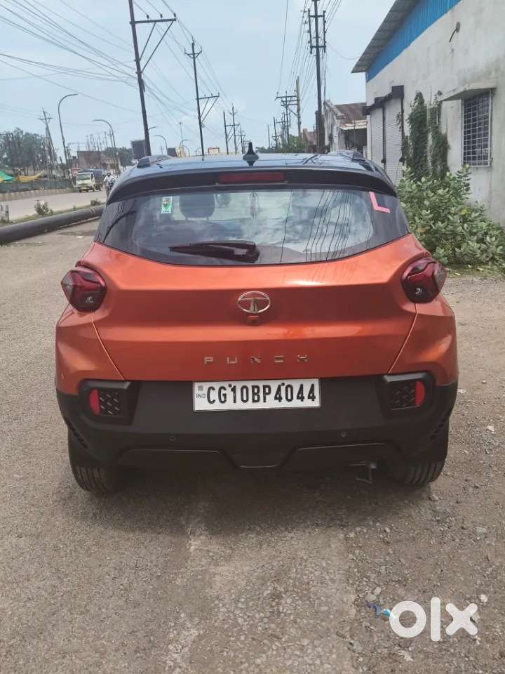 Tata Punch Creative Dual Tone Mt Sunroof, 2023, Petrol