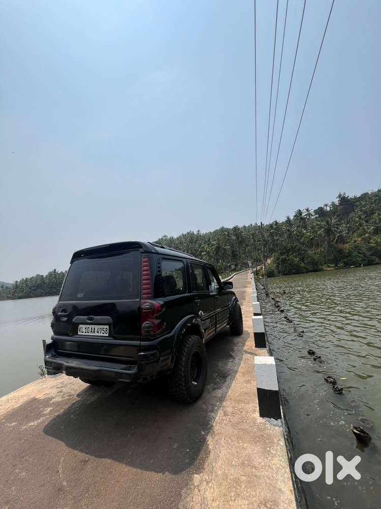Mahindra Scorpio Classic 2007