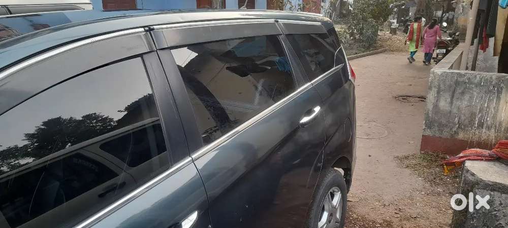 Mahindra Marazzo 1.5 M6 Plus 2018