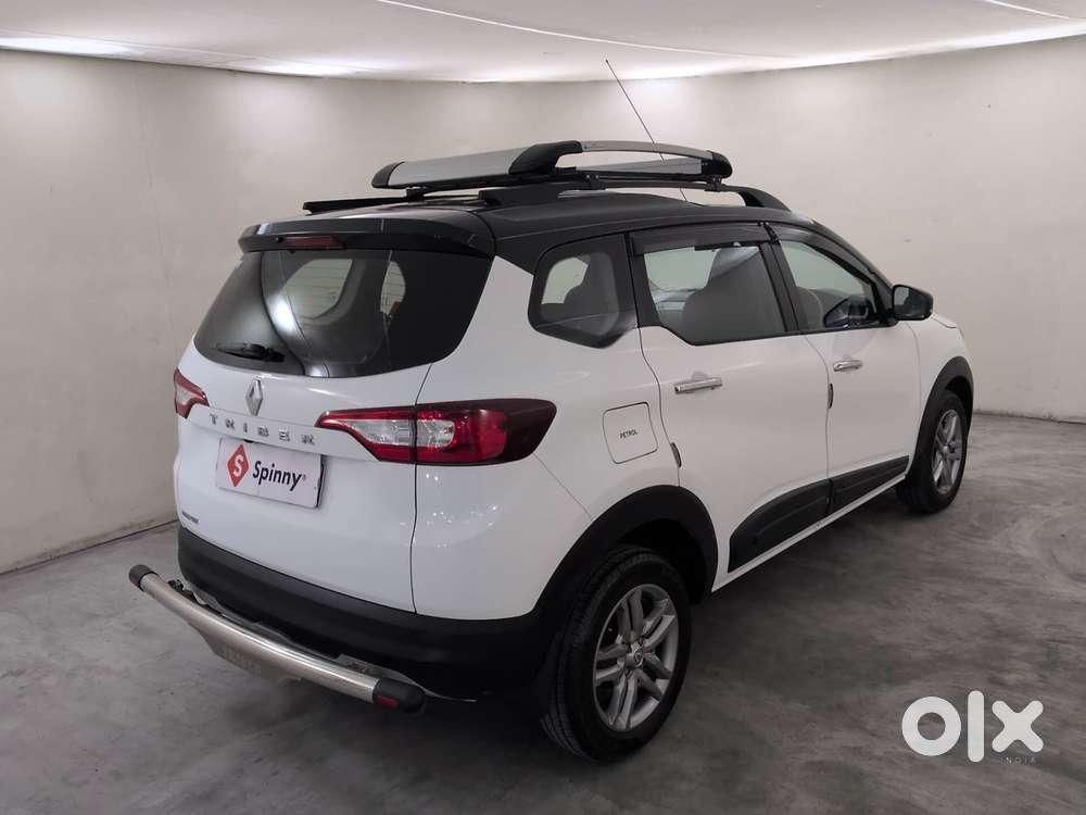 Renault Triber 1.0 Rxz Dual Tone, 2023, Petrol