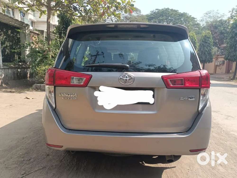 Toyota Innova Crysta 2018
