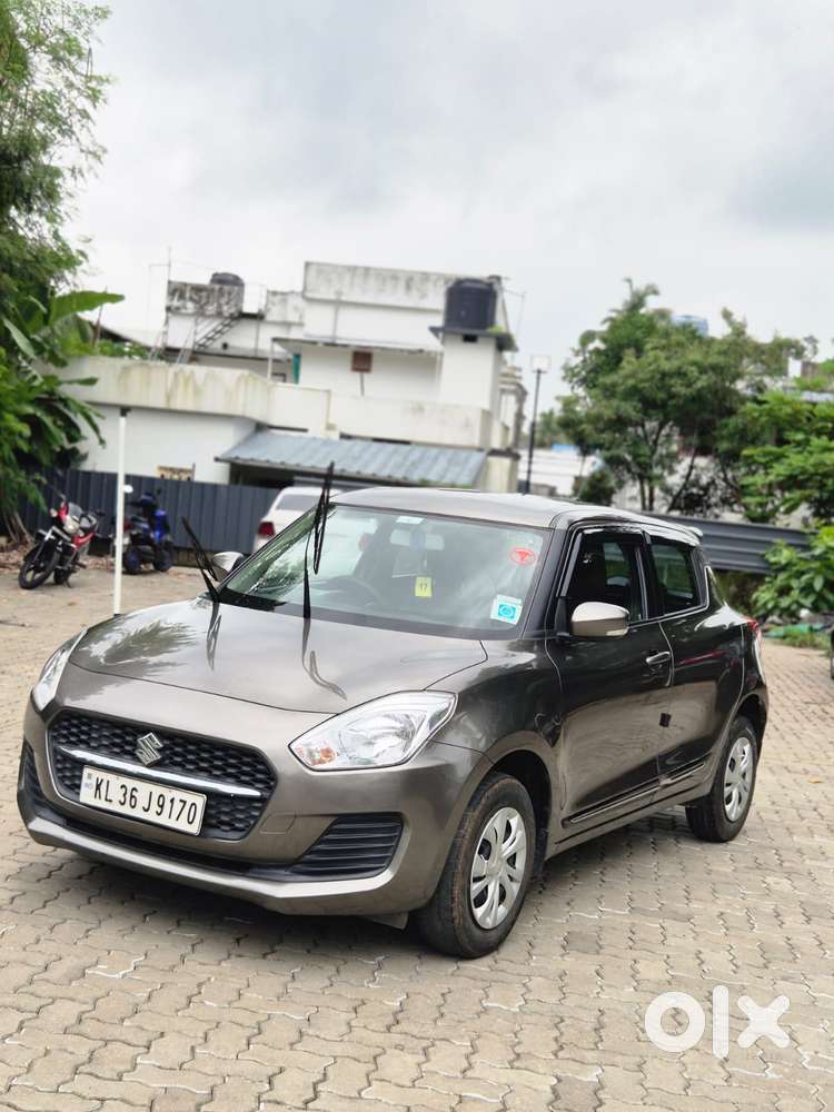Maruti Suzuki Swift Vxi Optional, 2022, Petrol
