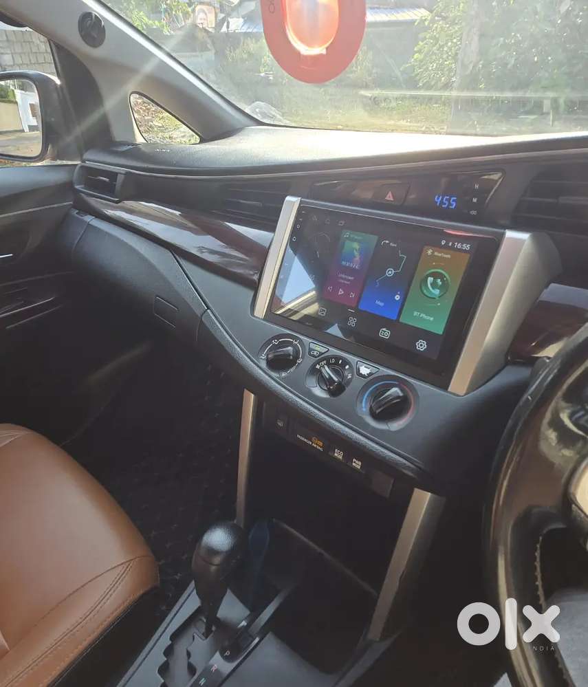 Toyota Innova Crysta 2018 Diesel Well Maintained