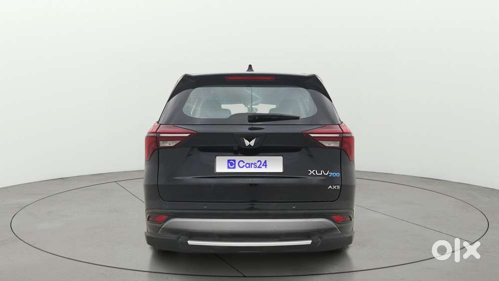 Mahindra Xuv700 2.0 Ax 7 Petrol At Str, 2024, Petrol